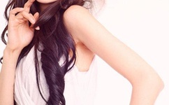 同桌把他的J坐进我的下面